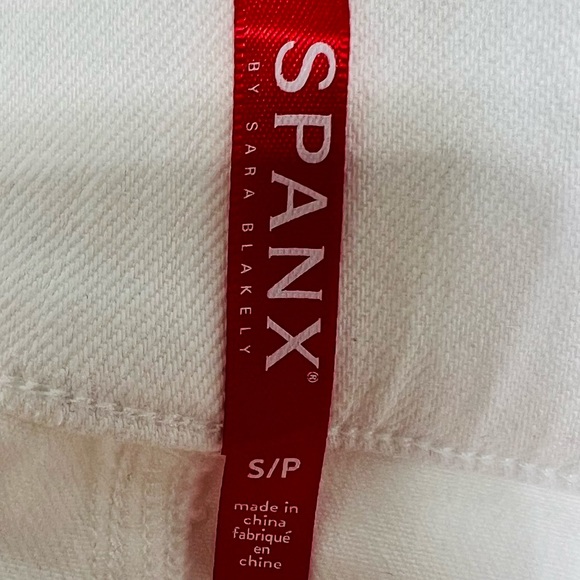 SPANX White High Waisted Skinny Jeans Raw Hem Distressed Ankle Pants Size Small - Picture 11 of 13